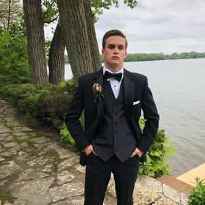 Meet your Posher, Cj